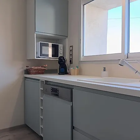 La Batisse, Jacuzzi Privatif Et Terrasse شقة